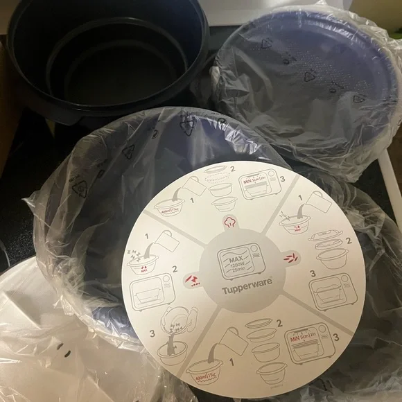 New Tupperware Smart Multi-Cooker - Picture 3 of 8